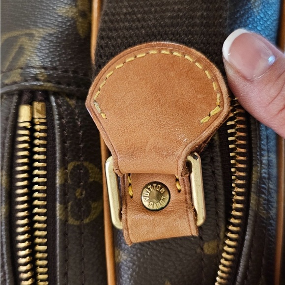 Louie Vuitton Preloved Authentic Monogram Reporters PM Bag with Date code. - Picture 15 of 15